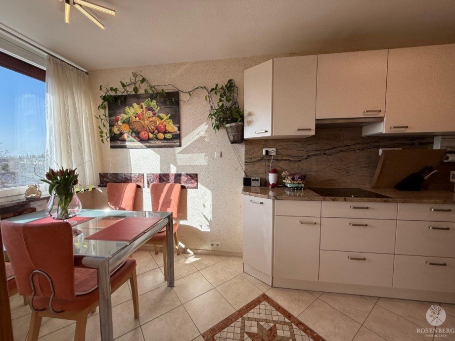 K�che mit Essbereich Etagenwohnung Unterhaching