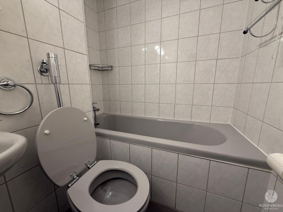 Bad Erdgeschosswohnung Augsburg