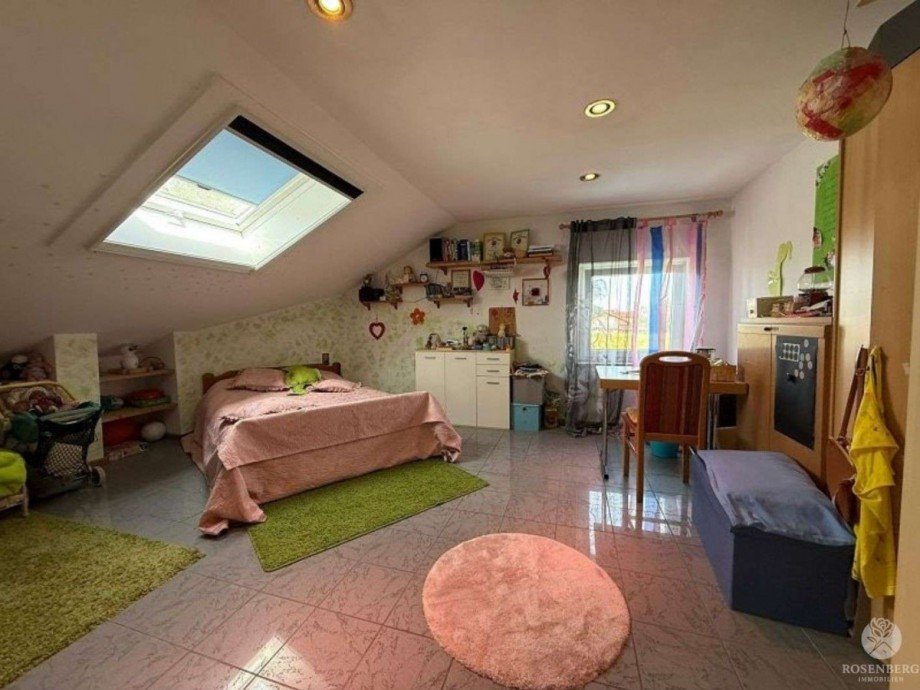OG - Schlafzimmer 2 Einfamilienhaus Hengersberg